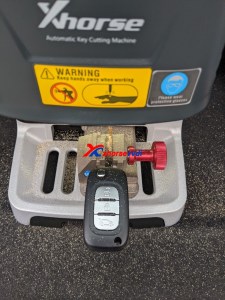 2012 Clio 3 AKL, lishi decode from door 477743 01