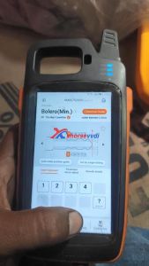 Xhorse VVDI Max with Dolphin XP005 to cut a Mahindra Bolero Key  05